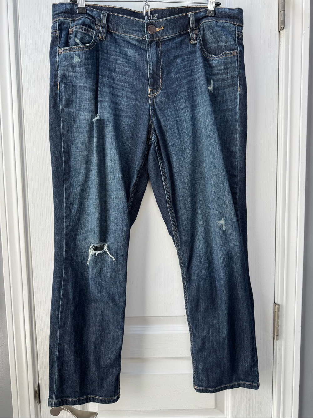 a.n.a Women's Distressed Skinny Boyfriend Denim Jean Capris